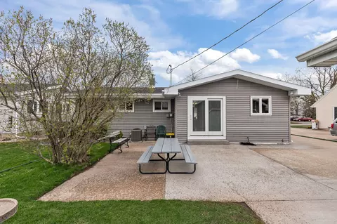 Exterior - 1915 E Marquette St, Appleton, WI 54911 photo 1 of 6