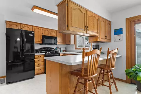Kitchen - 1915 E Marquette St, Appleton, WI 54911 photo 1 of 4