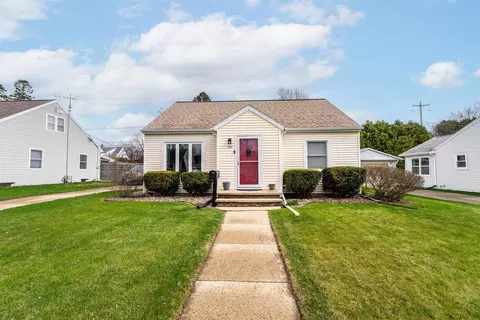 220 E Lindbergh St, Appleton, WI 54911