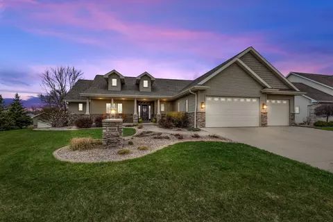 980 Green Ridge Dr, De Pere, WI 54115