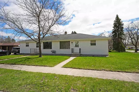 449 Huth St, Green Bay, WI 54302
