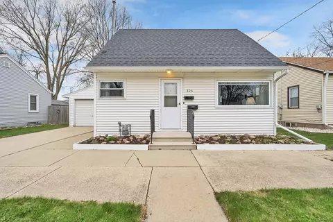 826 Nicolet Ave, Green Bay, WI 54304