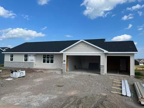 551 Emerald Isle Ct, Wrightstown, WI 54180