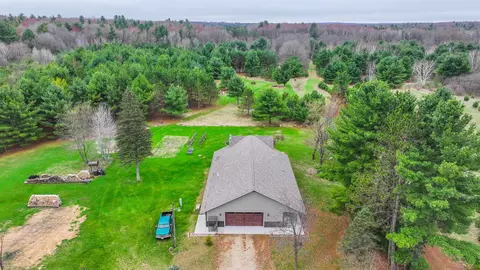 e2303 Aasen Road, Iola, WI 54945 photo 2