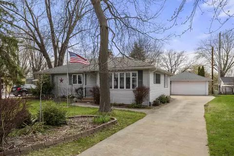 156 Gregor Ct, Appleton, WI 54915