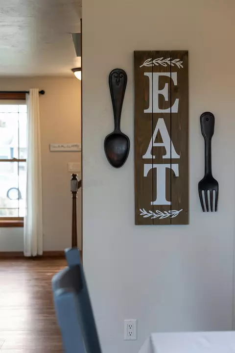 Dining - 3629 S Kernan Ave, Appleton, WI 54915 photo 2 of 4