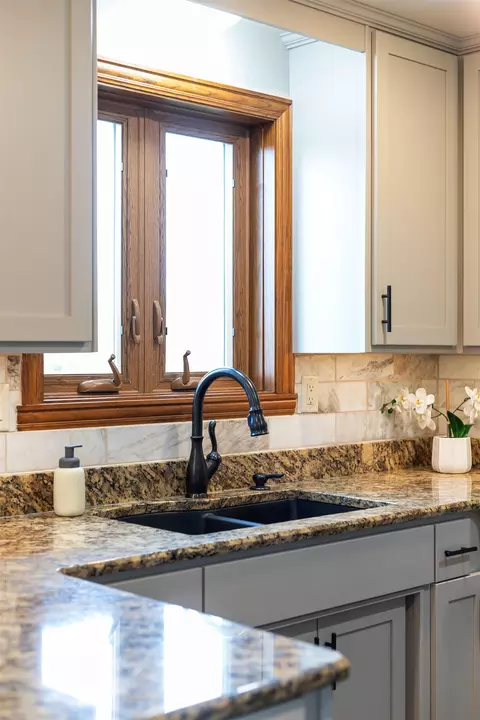 Kitchen - 3629 S Kernan Ave, Appleton, WI 54915 photo 9 of 10