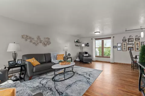 Living - 3629 S Kernan Ave, Appleton, WI 54915 photo 2 of 10