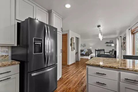 Kitchen - 3629 S Kernan Ave, Appleton, WI 54915 photo 10 of 10