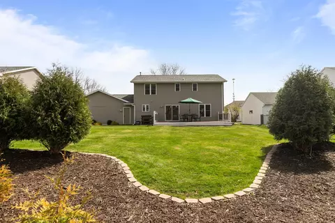 Exterior - 3629 S Kernan Ave, Appleton, WI 54915 photo 5 of 6