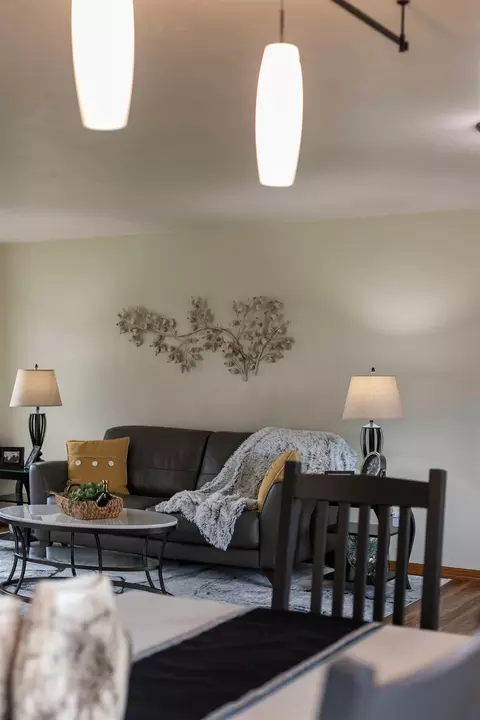 Living - 3629 S Kernan Ave, Appleton, WI 54915 photo 5 of 10