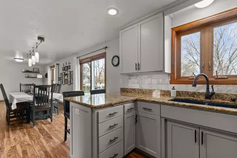 Kitchen - 3629 S Kernan Ave, Appleton, WI 54915 photo 6 of 10