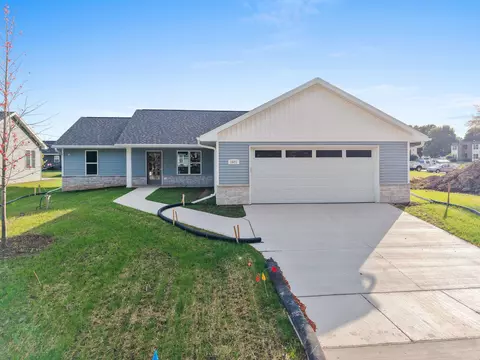 1621 Janice Ave, Green Bay, WI 54304