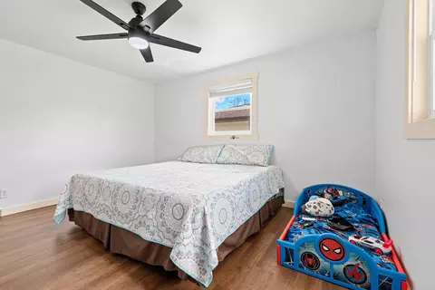 Bedroom - 901 E Pershing St, Appleton, WI 54911 photo 4 of 13