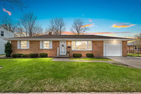 1345 San Jose Pl, Green Bay, WI 54303