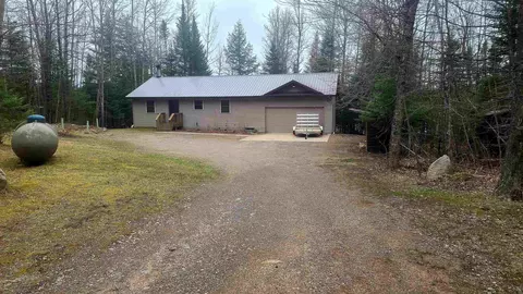 6302 Camp 6 Loop Rd, Armstrong Creek, WI 54103