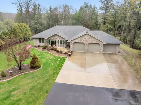 n5634 Sunset Lane, Luxemburg, WI 54217