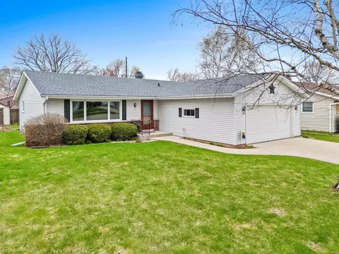 1120 E Mitchell Ave, Appleton, WI 54915 photo 2