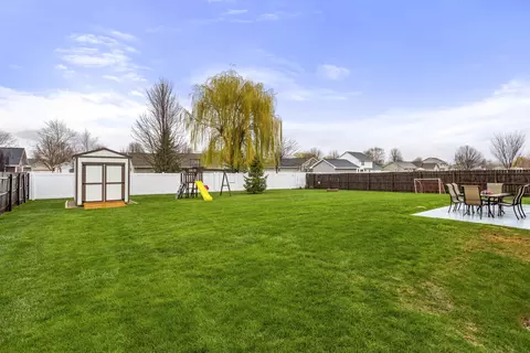 Exterior - w5462 Red Clover Tr, Appleton, WI 54915 photo 4 of 8
