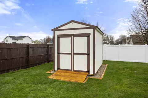 Exterior - w5462 Red Clover Tr, Appleton, WI 54915 photo 5 of 8