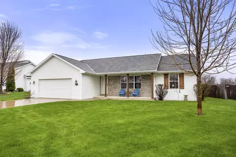 Exterior - w5462 Red Clover Tr, Appleton, WI 54915 photo 3 of 8