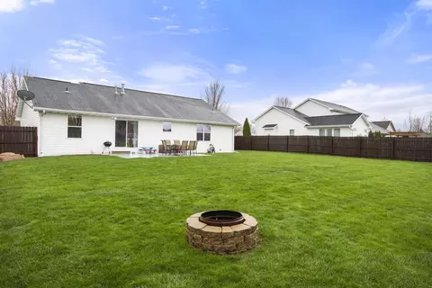 Exterior - w5462 Red Clover Tr, Appleton, WI 54915 photo 8 of 8