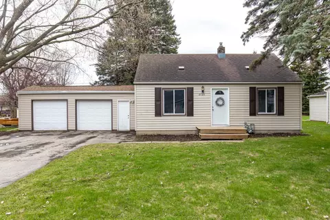2725 W Heather Ave, Appleton, WI 54914
