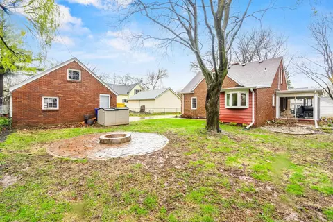 Exterior - 111 E Glendale Ave, Appleton, WI 54911 photo 2 of 2