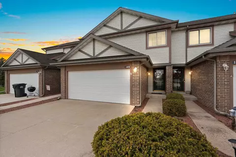 189 Pine Ridge Ct, Mishicot, WI 54228