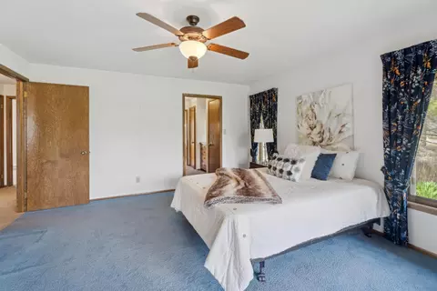 Bedroom - 12 Wagon Wheel Dr, Appleton, WI 54913 photo 2 of 6