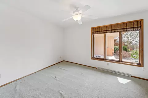 Bedroom - 12 Wagon Wheel Dr, Appleton, WI 54913 photo 3 of 6