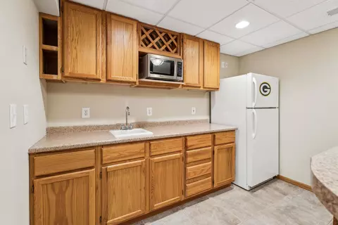 Kitchen - w5958 Garnet Drive, Appleton, WI 54915 photo 3 of 3