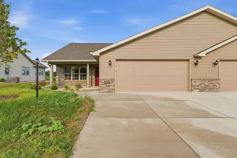 312 Twilight Trl, Fond Du Lac, WI 54937