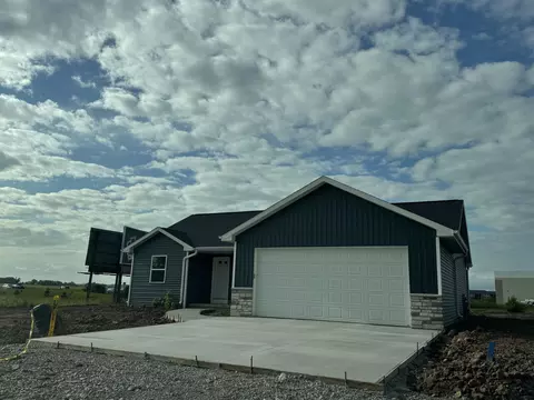 801 Setter Dr, Kaukauna, WI 54130