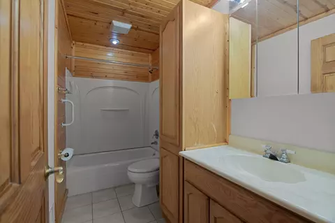 2301 E Peter St, Appleton, WI 54915 photo 23