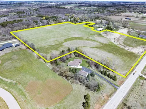 Manley Road, Hortonville, WI 54944