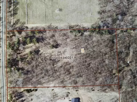 32 Nd Ct, Weyauwega, WI 54983