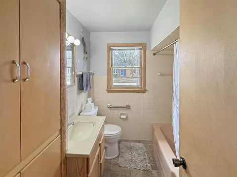 1010 E Byrd St, Appleton, WI 54911 photo 7