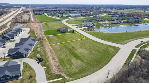 531 N Country Ln #36, Fond Du Lac, WI 54935