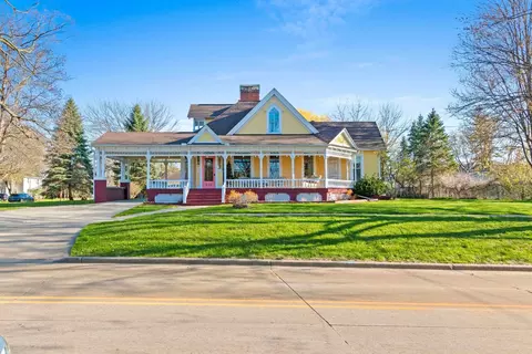 Exterior - 315 E South River St, Appleton, WI 54915 photo 21 of 23