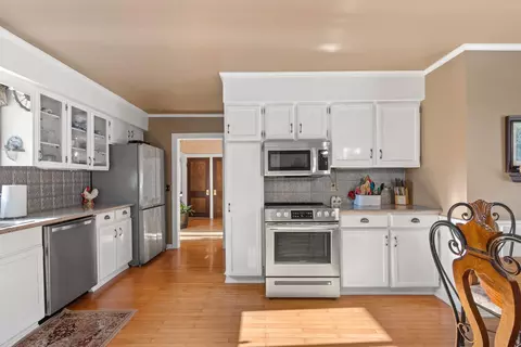 Kitchen - 315 E South River St, Appleton, WI 54915 photo 2 of 4
