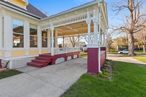 Exterior - 315 E South River St, Appleton, WI 54915 photo 9 of 23