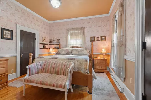 Bedroom - 315 E South River St, Appleton, WI 54915 photo 1 of 8