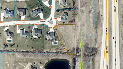 1164 Spring Lake Dr #24, Fond Du Lac, WI 54935