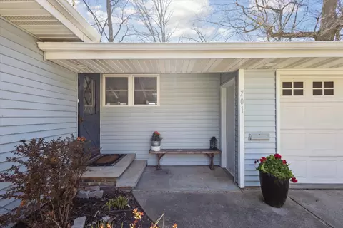 701 E Hoover Ave, Appleton, WI 54915 photo 4