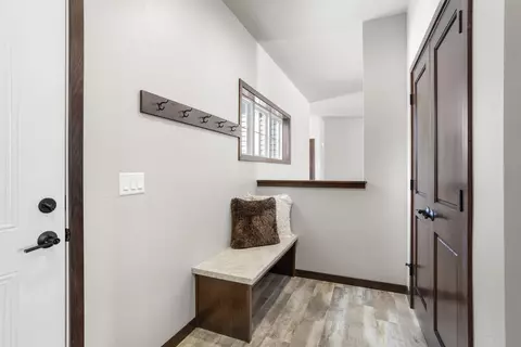 Entry Way - 5628 Sequoia Dr, Appleton, WI 54913 photo 4 of 4