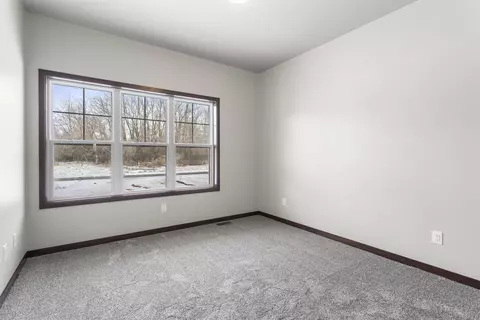 Bedroom - 5628 Sequoia Dr, Appleton, WI 54913 photo 4 of 5