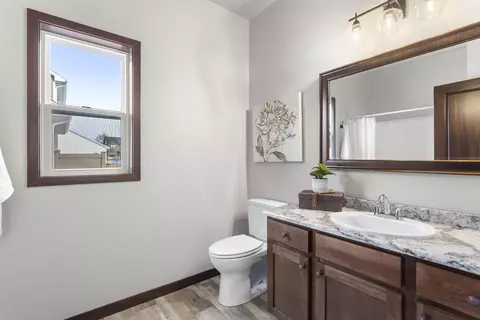 Bath - 5628 Sequoia Dr, Appleton, WI 54913 photo 2 of 3
