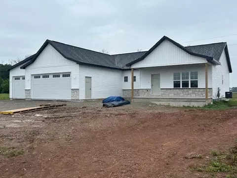 5628 Sequoia Dr, Appleton, WI 54913