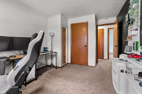 Bedroom - 2108 N Birchwood Ave, Appleton, WI 54914 photo 6 of 6